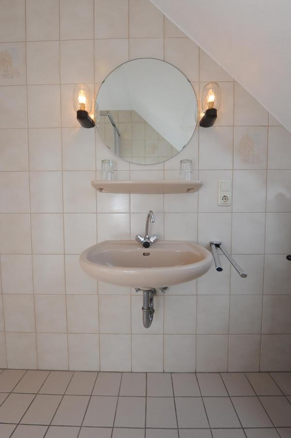 Ferienwohnungen im Haus am Watt Neuharlingersiel Exterior foto