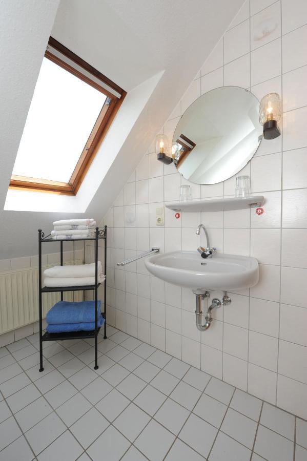Ferienwohnungen im Haus am Watt Neuharlingersiel Exterior foto